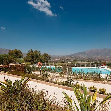 Modern Holiday With Incredible Sea Views In La Cala De Mijas *