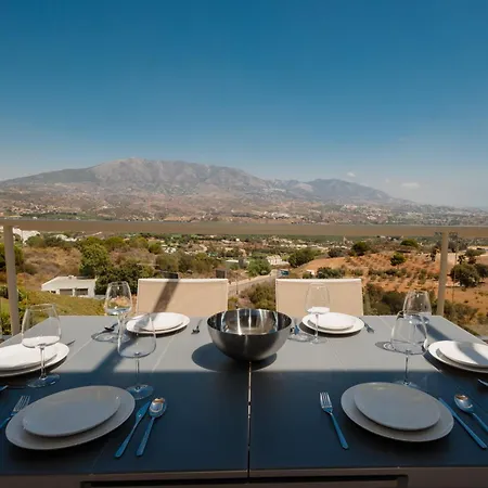 Modern Holiday With Incredible Sea Views In La Cala De Mijas